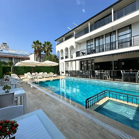 Jest Hotel